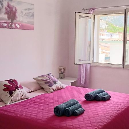 Apartmán Casa Rosa Cala Gonone Exteriér fotografie
